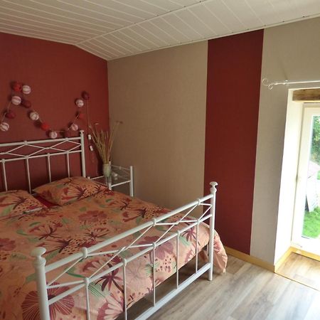 Chambre A La Campagne La Roche-sur-Yon Esterno foto